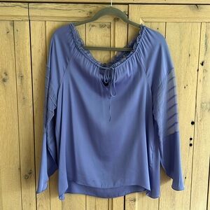 ELIE TAHARI, size M, lavender, satin blouse